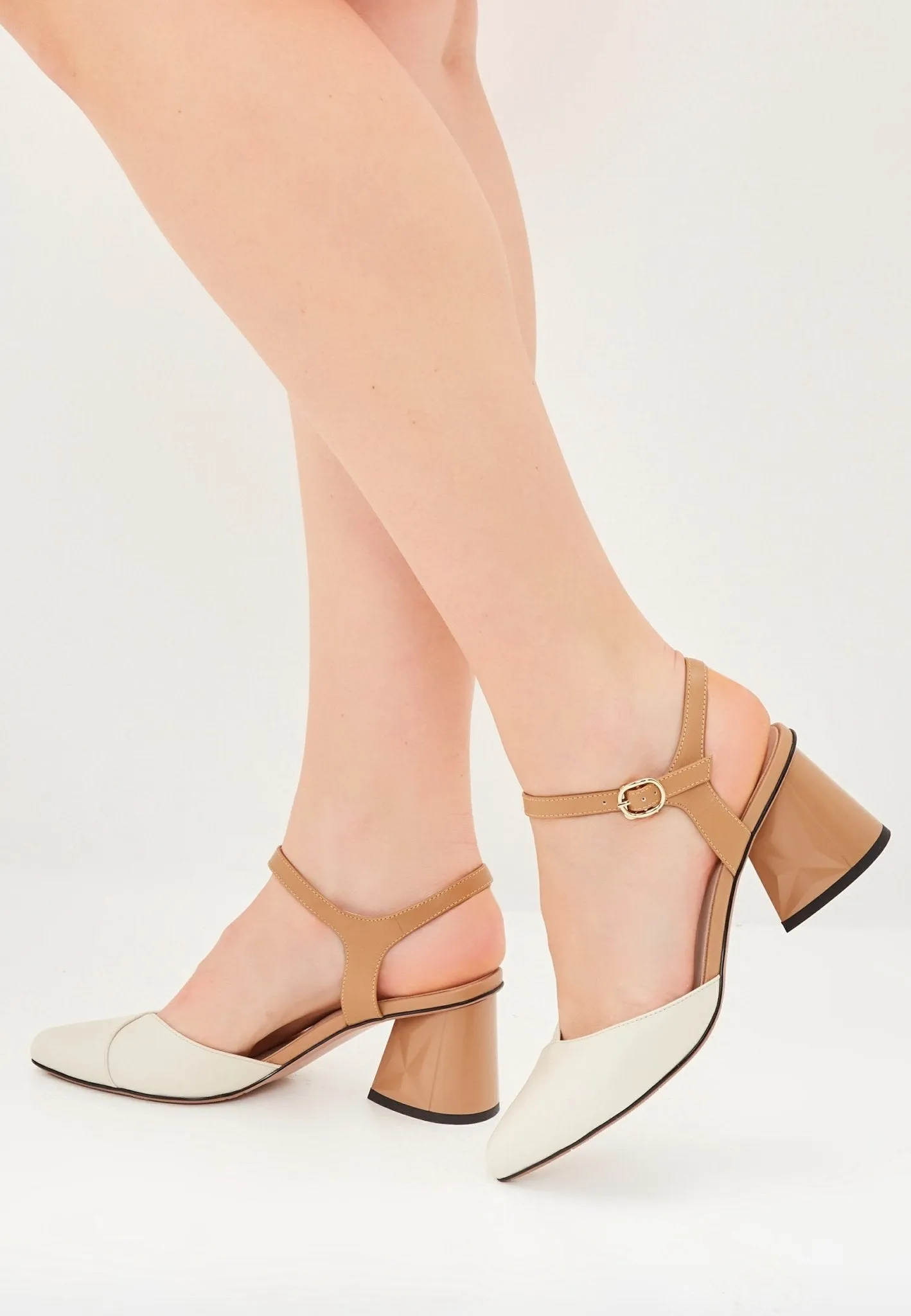 Block Heel Leather Pump - Beige